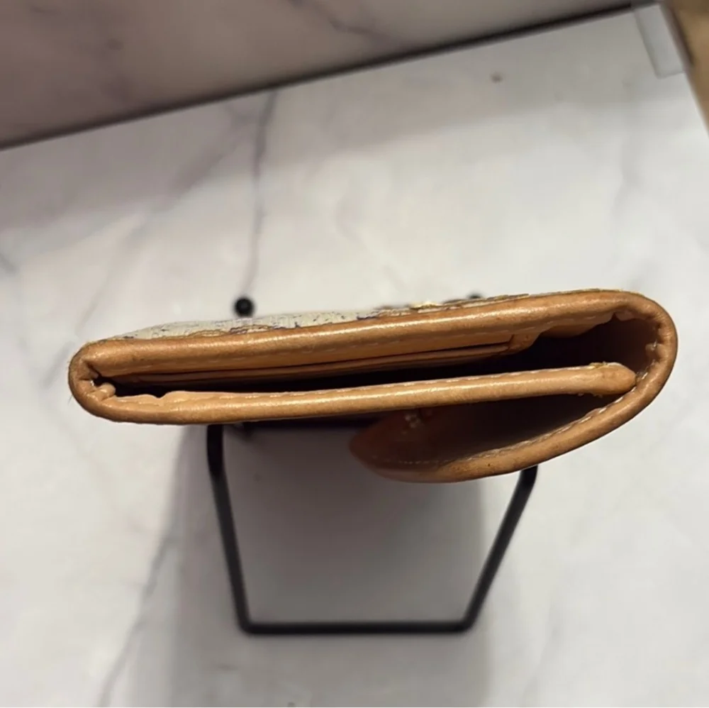 Dooney & Bourke Vintage Splatter Paint Monogram Wallet - Picture 6 of 9